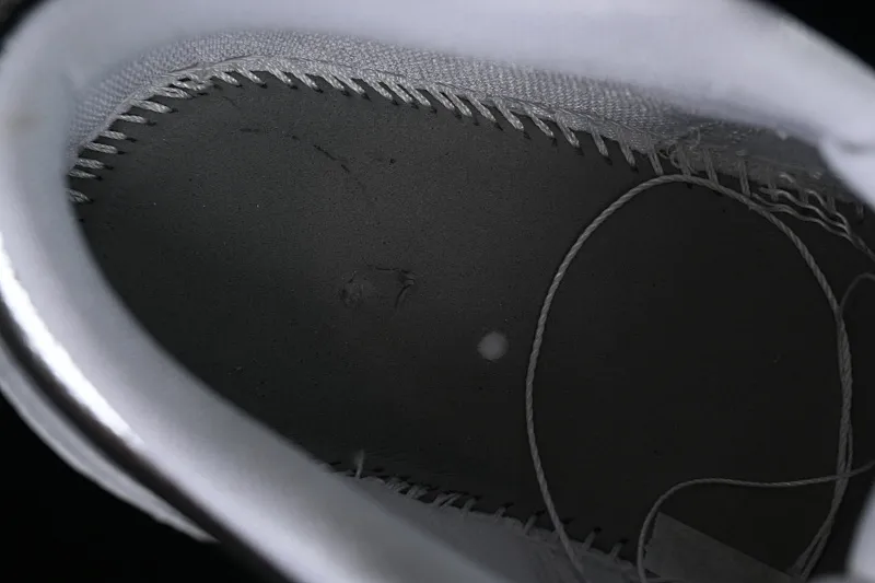 All categories Air Jordan Jordan series basketball shoes Air Jordan 1 Low Air Jordan 1 Low "Metallic Silver" AJ1 Joe 1 gray silver low-top cultural casual sneakers FN5030-001